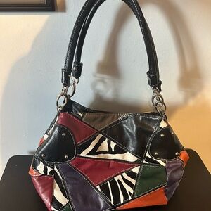 Bueno Giraffe Patch Handbag, Vintage Gem from 80’s